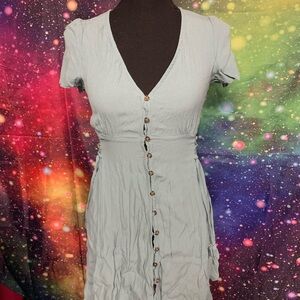 🤑 5 for $25 
Light blue V-Neck Sheath Midi Dress